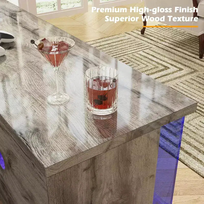 Meuble TV avec 70 lumières LED, portes abattantes et décorations en verre dans les coins
