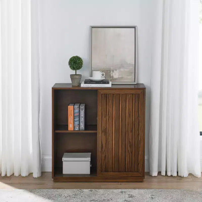 Enfilade en bois grainé de style milieu de siècle avec 2 portes coulissantes